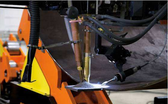 埋弧焊特點(diǎn) 埋弧焊特點(diǎn)