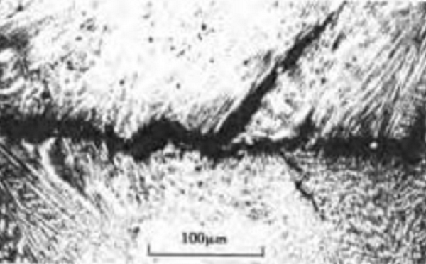 液化裂紋 液化裂紋